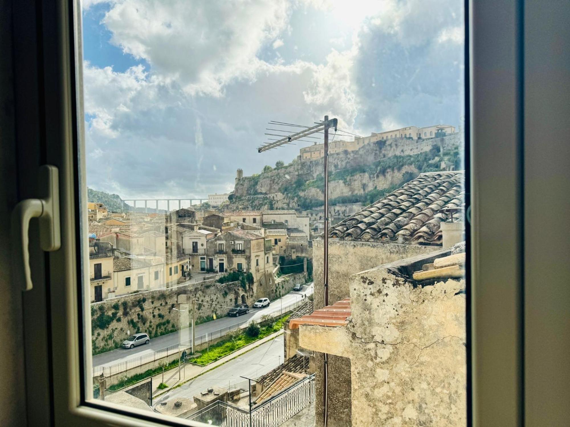 La Casa D'Ila Villa Modica Buitenkant foto